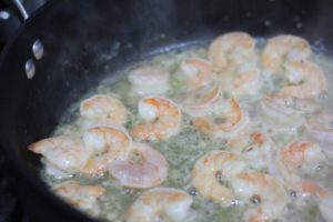 Sauteeing shrimp for Shrimp Scampi @ tipschocochip.com