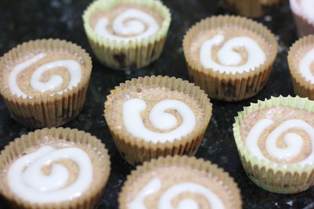 Cinnamon Bun Mini Cheesecakes @ bestwithchocolate.com