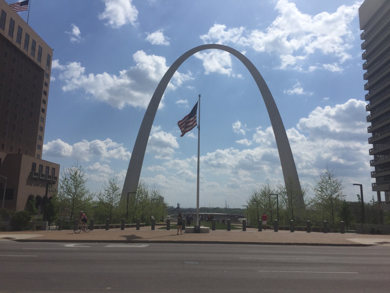 Gateway Arch in St. Louis @ bestwithchocolate.com