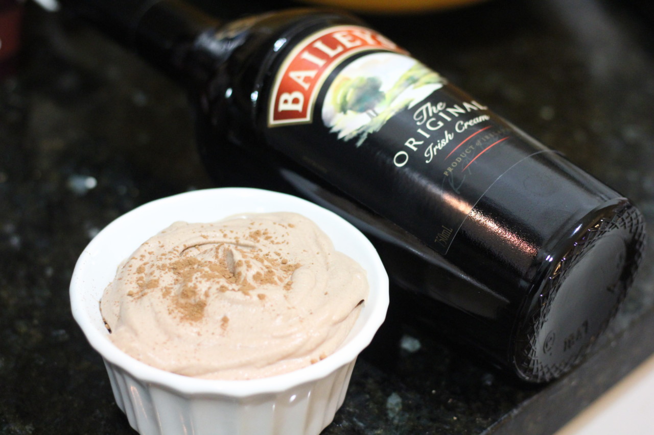 Bailey's Chocolate Mousse @ tipsychocochip.com