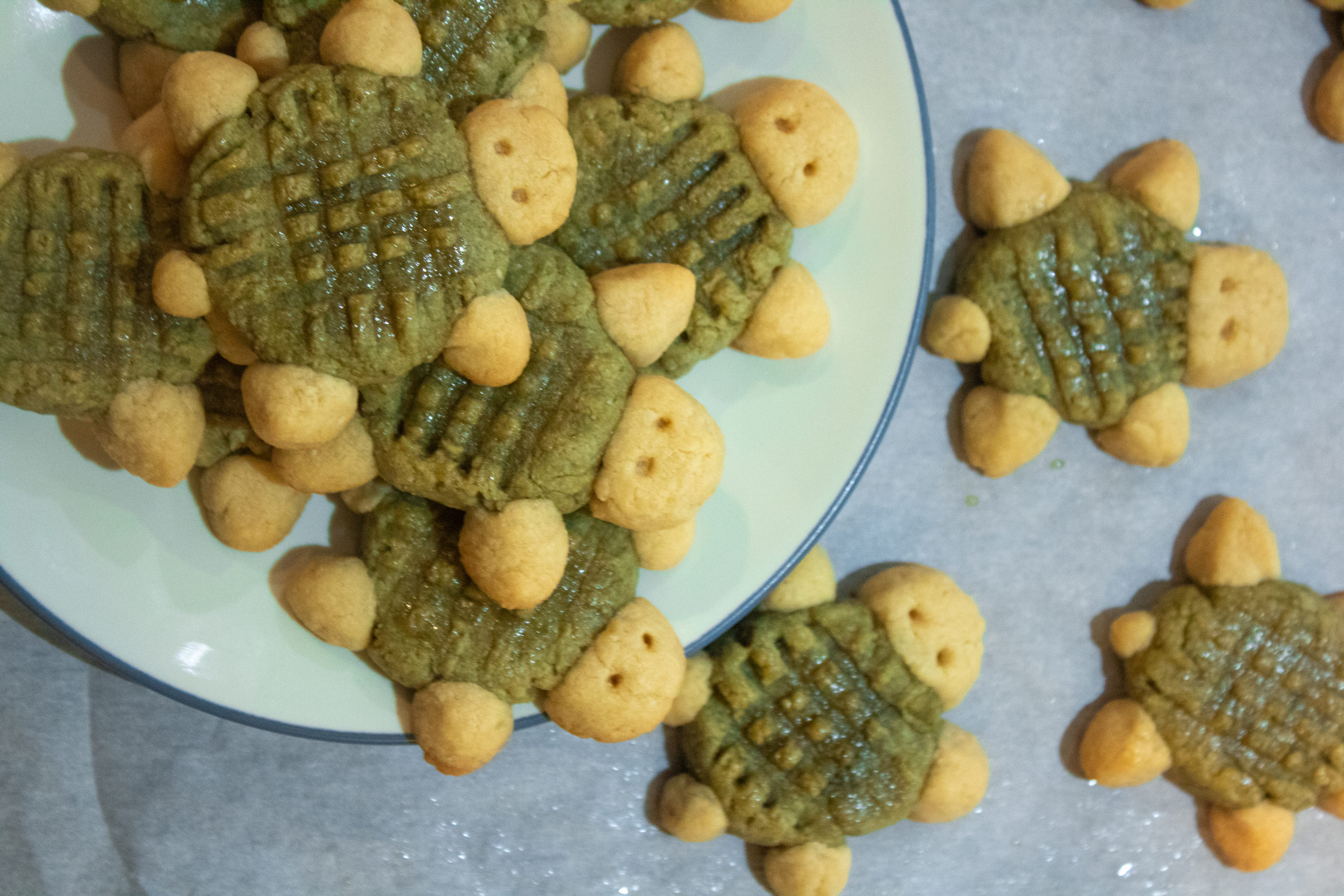 Matcha Tahini Turtle Cookies @ bestwithchocolate.com