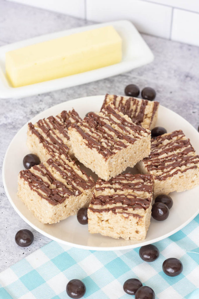 brown butter rice krispie treats with butter and chocolate pearls