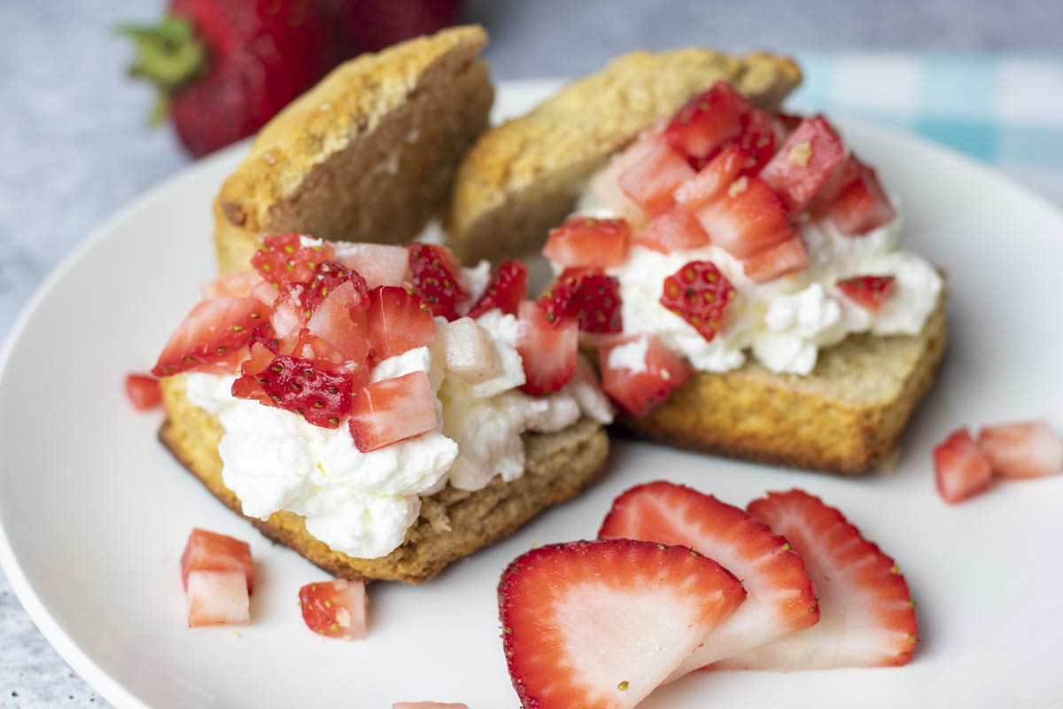 quick and easy bisquick strawberry shortcake