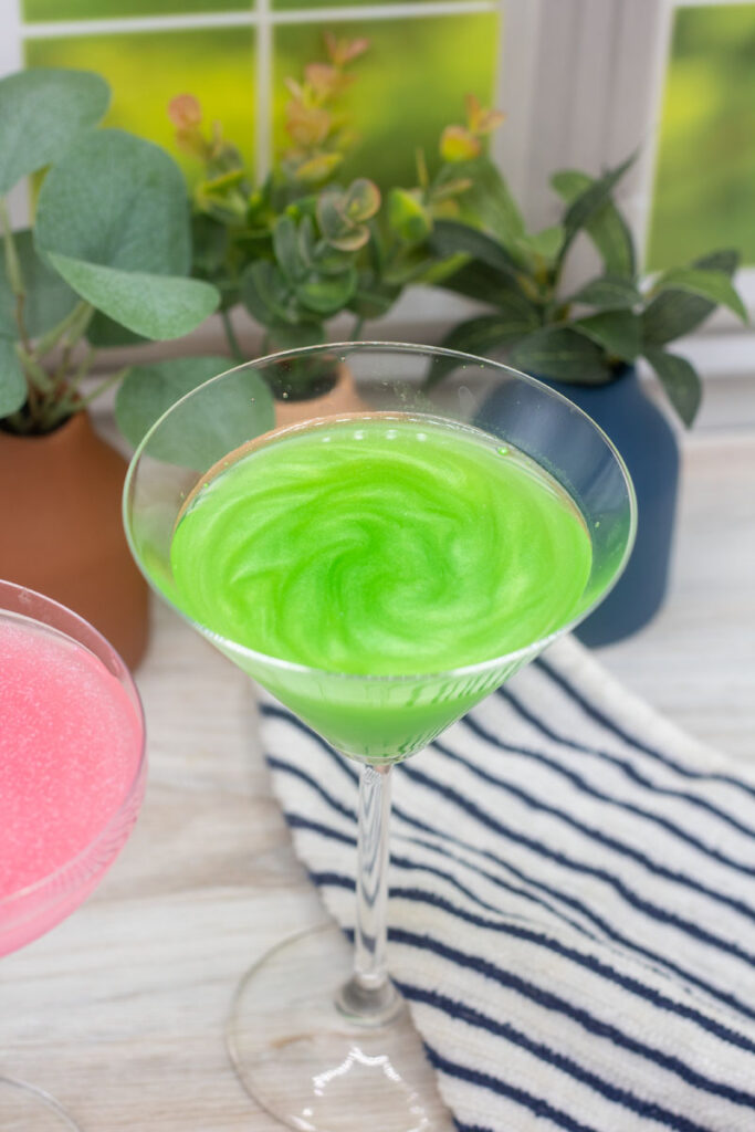 Green appletini cocktail for elphie