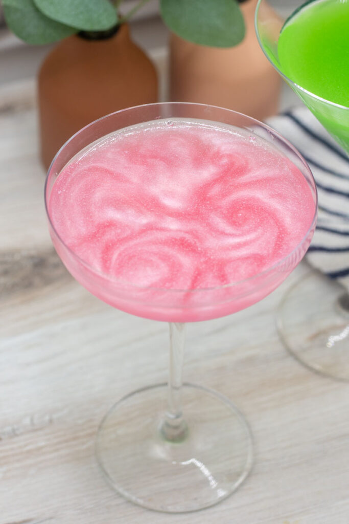 Sweet raspberry lemonade cocktail